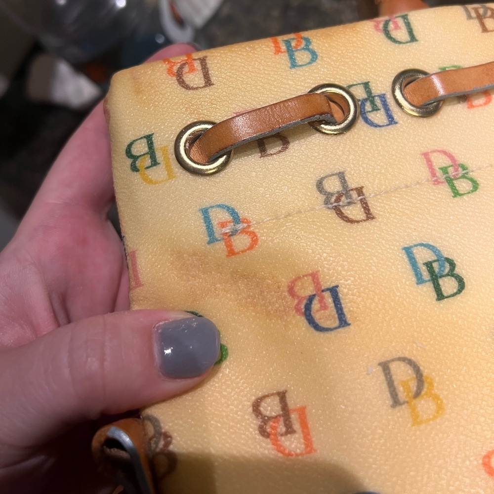 Vintage Dooney & Bourke Yellow Multicolor Logo Tote - Picture 14 of 16